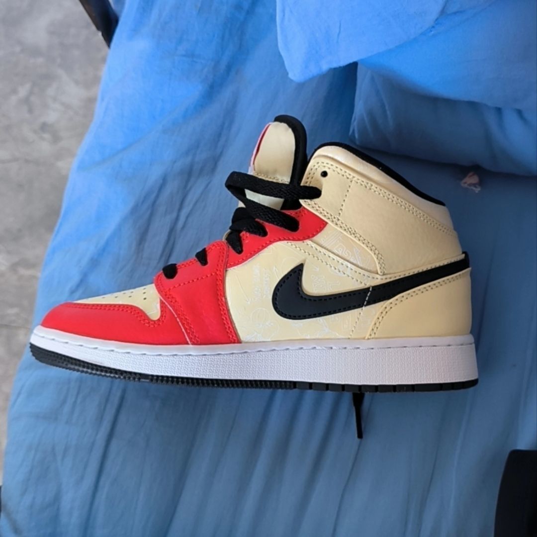 Nike Air Jordan 1 Mid DV7012-1 - đánh giá và giá Jordan 1 Retro Lace